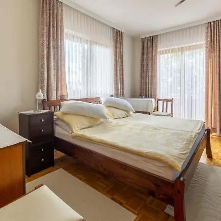 شقة Holiday Apartment With Pool